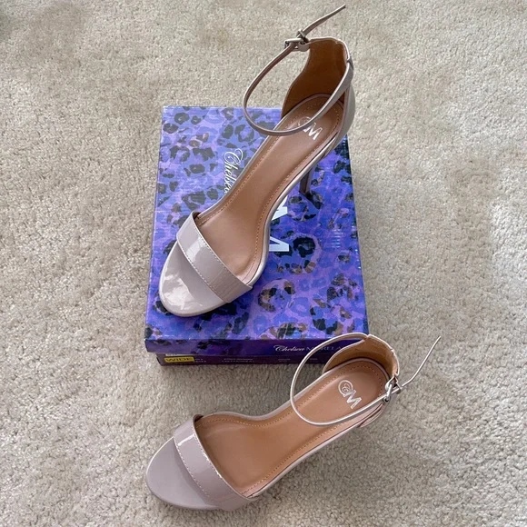 Elegant Women's Heels Nude Cream 10W - Picture 8 of 9